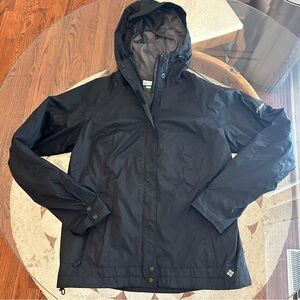 Women’s Columbia raincoat size Large